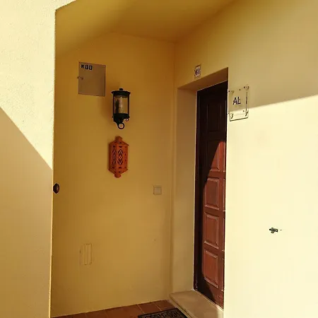 61 Casa Pitta Manau - Casas & Papeis *